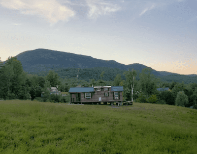 SKI, SKI, SKI! TINY HOUSE COZY!